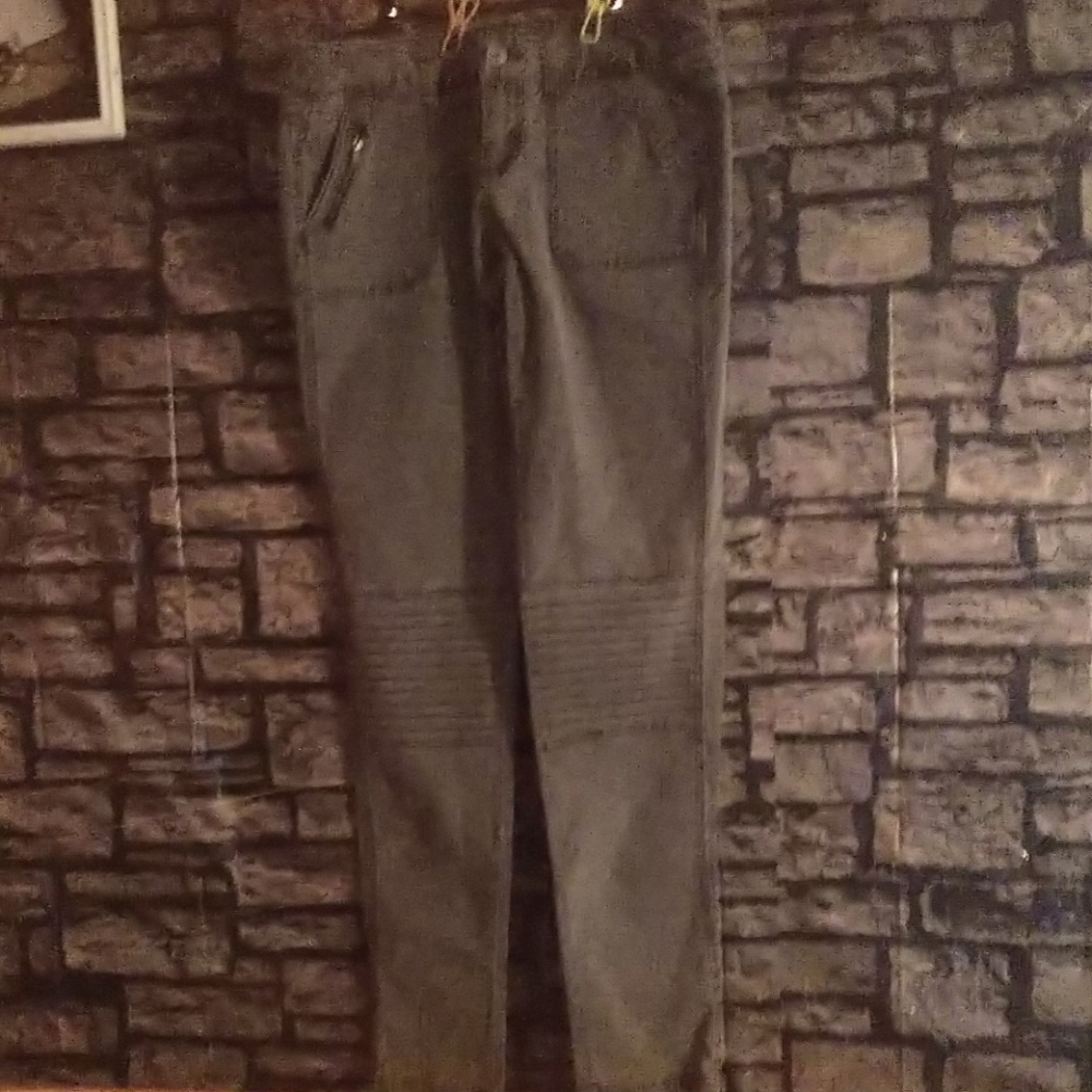 Mossimo Supply Company Slim Skinny Grey Size 7